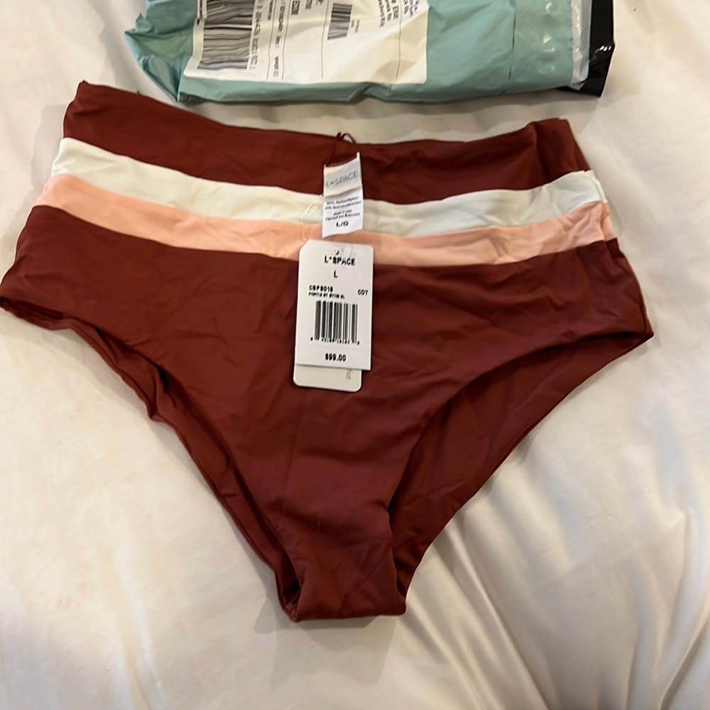 L Space striped bikini bottoms. Size L NWT